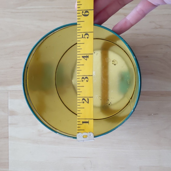 Vintage Tin, 80s Milky Way Tin with Lid - Picture 8 of 9